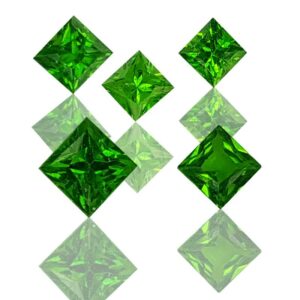 Grenat Tsavorite taille princesse