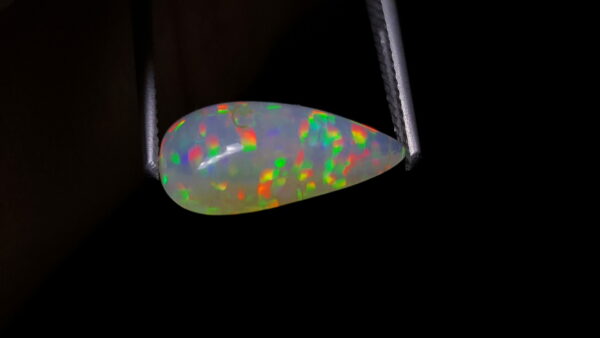 opale_welo_spfgems_gemmes_naturelles